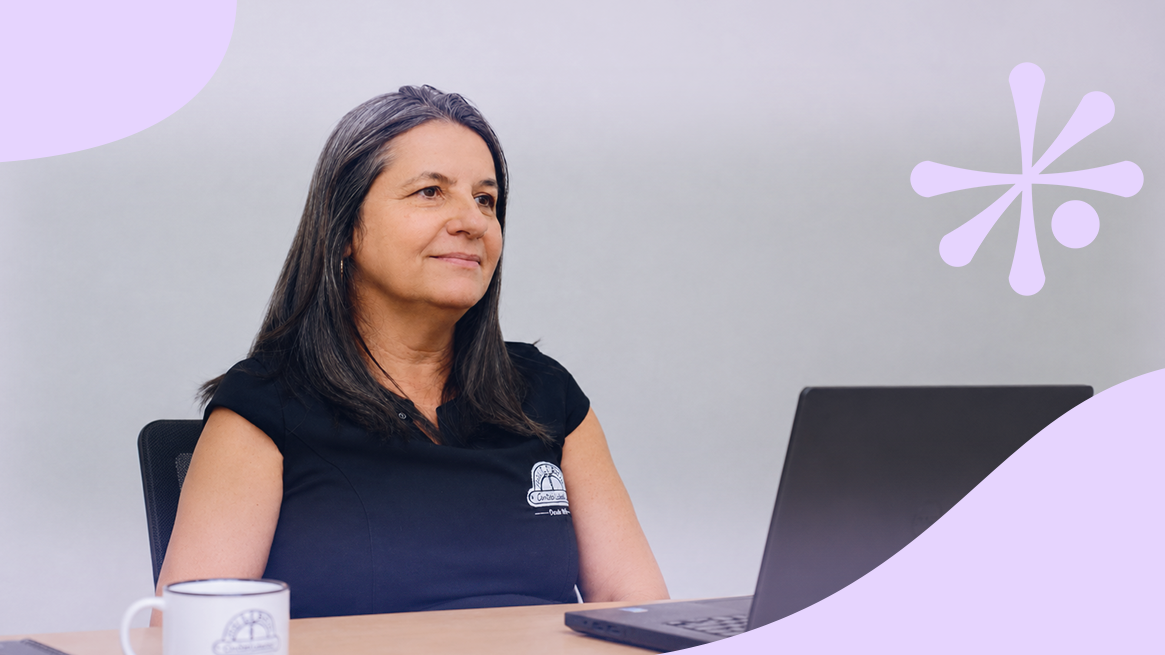 Como o Escritório de Contabilidade Jucéia Barbosa eliminou o processo manual de fechamento de folha ao integrar ponto e Domínio com a Zorya.